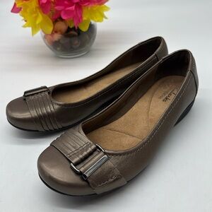 Clarks Bendables Bronze Brown Color Ballet Flats Size 7.5 BFL7317D